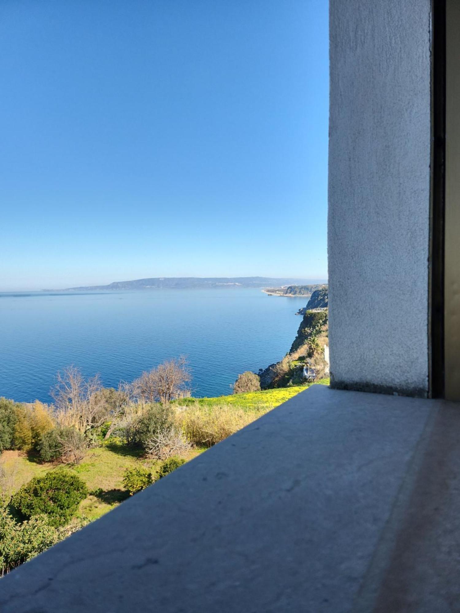 Appartement La Terrazza Di Rovaglioso à Palmi Extérieur photo